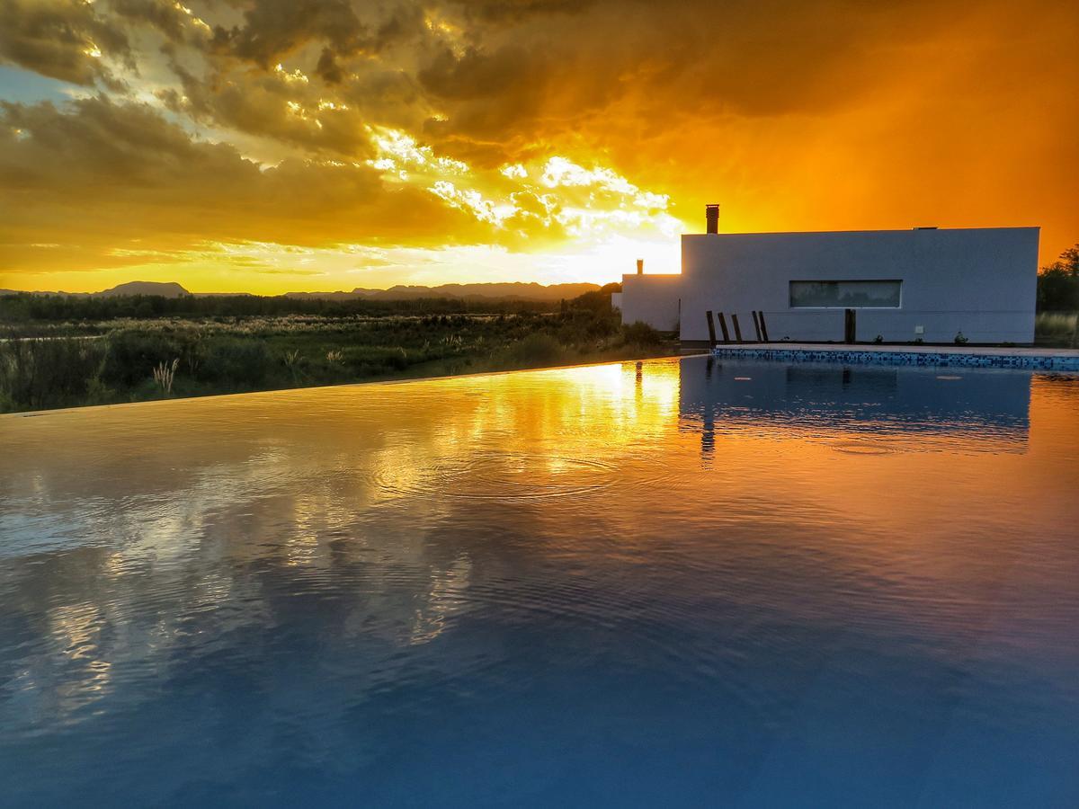 Barrancas Suites San Rafael  Buitenkant foto